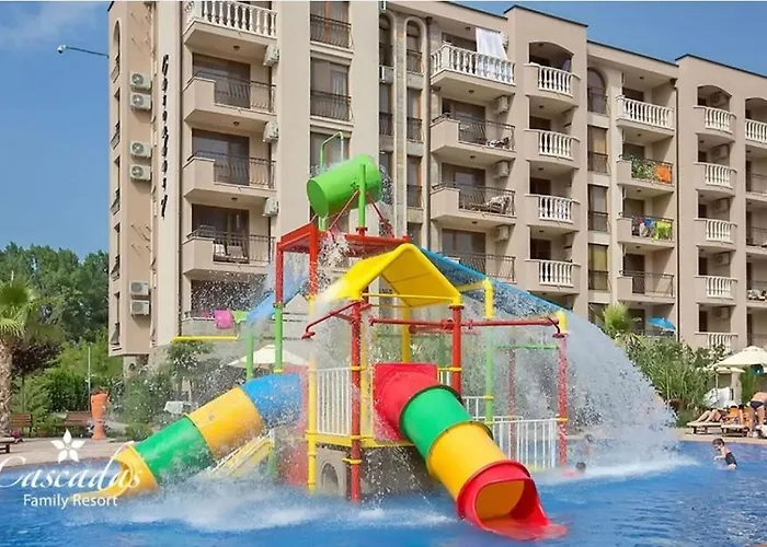 Cascadas Family Pool View 阳光海滩