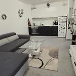 Cascadas Family Pool View *