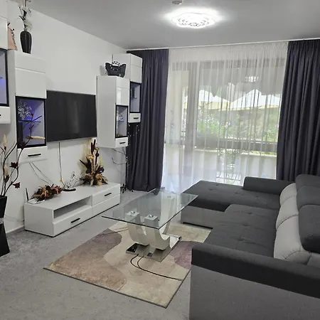 Cascadas Family Pool View Апартаменты *