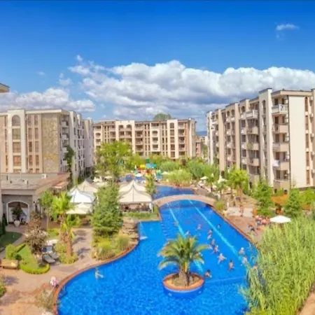 Apartman Cascadas Family Pool View