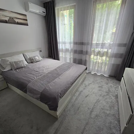 Cascadas Family Pool View